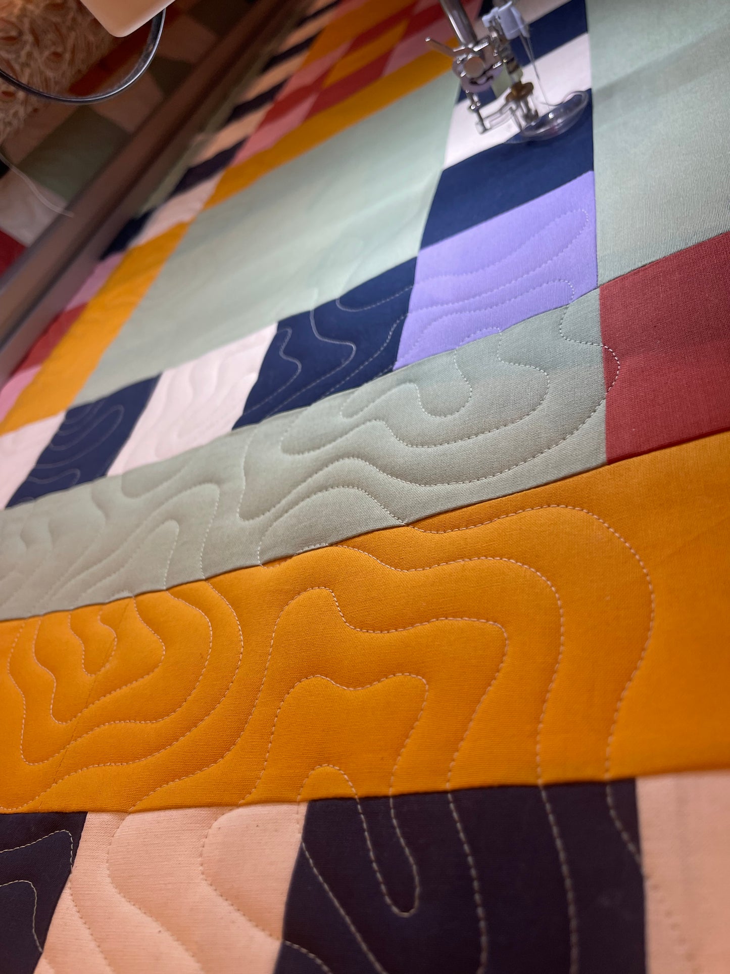 Quilte Deinen eigenen Quilt mit einem Pantograph oder Groovy Boards